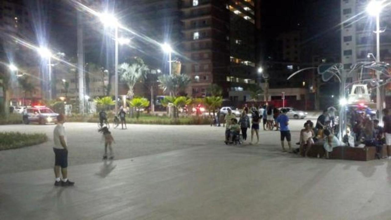 Ape Temporada Praia Grande Sp Completo Com Piscina, Churrasqueira, Estacionamento Kültér fotó